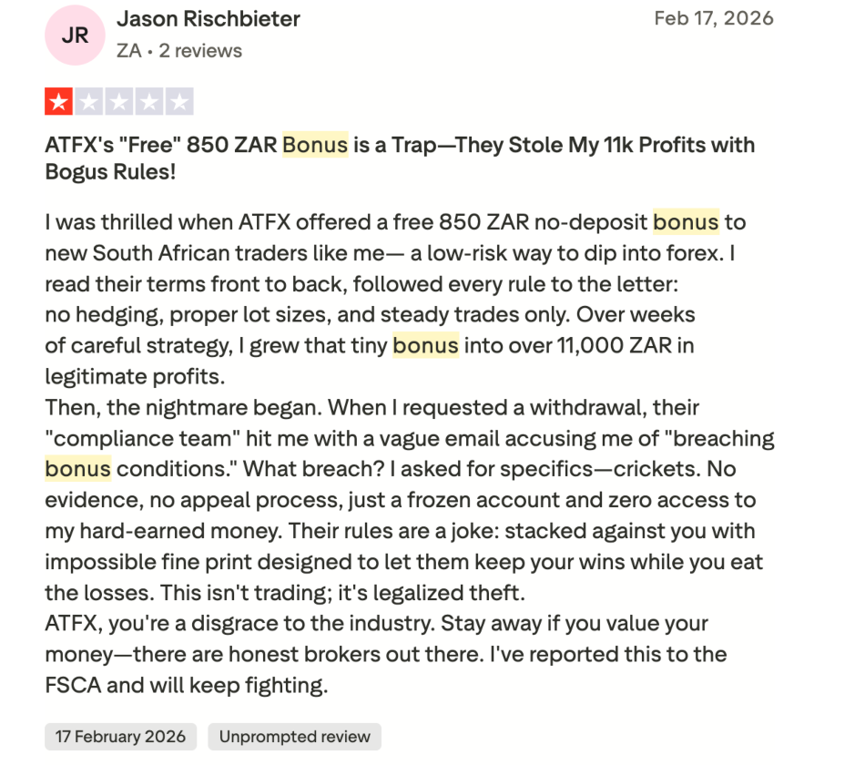 South African Trustpilot review complaining of bonus removal